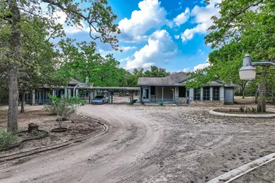 200 Woodlands Drive, Bastrop, TX 78602 - Photo 28