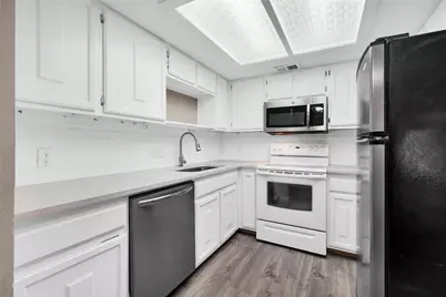 3607 Las Colinas Drive #B, Austin, TX 78731 - Photo 12