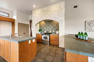 101 Maheo Way, Dripping Springs, TX 78620 - Photo 12
