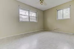 5210 Emerald Meadow Dr, Austin, TX 78745 - Photo 12
