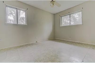 5210 Emerald Meadow Drive, Austin, TX 78745 - Photo 14
