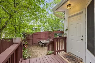 2102 Kenneth Ave, Austin, TX 78741 - Photo 14