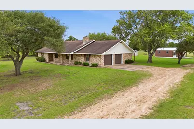 1150 County Road 209, Weimar, TX 78962 - Photo 2