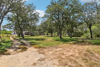 716 W County Road 109 Road, Leesville, TX 78122 - Photo 1