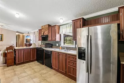716 W County Road 109 Road, Leesville, TX 78122 - Photo 14