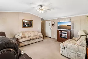 716 W County Road 109 Rd, Leesville, TX 78122 - Photo 8