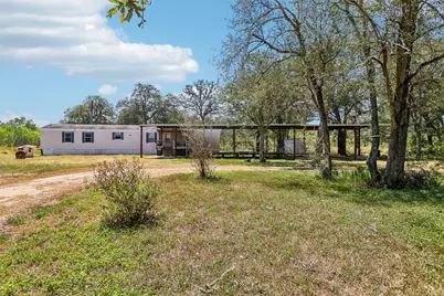 716 W County Road 109 Road, Leesville, TX 78122 - Photo 1