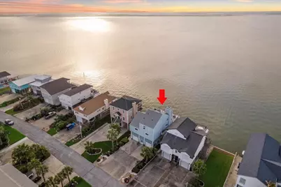 251 Isles End Road, Galveston, TX 77554 - Photo 4
