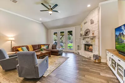 133 Augusta Drive, Wimberley, TX 78676 - Photo 4