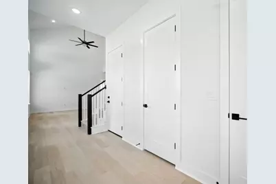 12105 Cearley Drive, Austin, TX 78758 - Photo 14