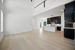 12105 Cearley Dr, Austin, TX 78758 - Photo 12