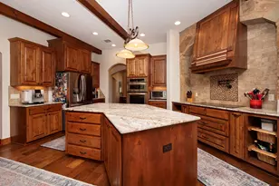 401 Goldridge Dr, Georgetown, TX 78633 - Photo 12