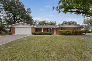 11903 Mustang Chase, Austin, TX 78727 - Photo 2