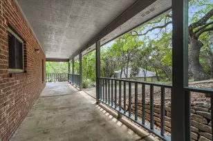 105 Fallbrook Ct, Lakeway, TX 78734 - Photo 22