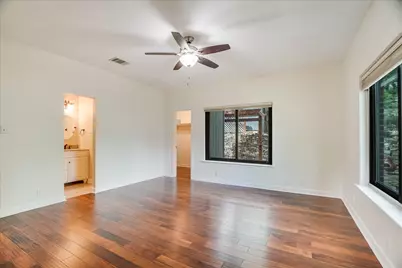 105 Fallbrook Court, Lakeway, TX 78734 - Photo 12