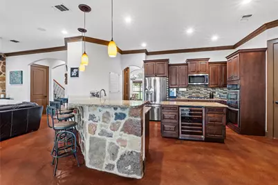 8211 Moon Rise Trail, Jonestown, TX 78645 - Photo 14