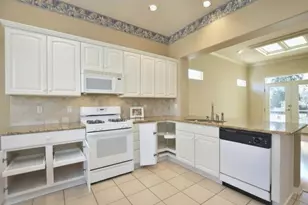 111 Purple Sage Dr, Georgetown, TX 78633 - Photo 10