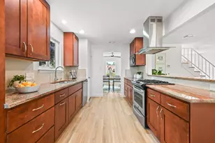 2704 Jorwoods Dr, Austin, TX 78745 - Photo 10