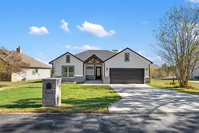 111 Kukui Court, Bastrop, TX 78602 - Photo 2