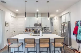1708 Haskell St, Austin, TX 78702 - Photo 2