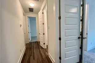 577 Elm Green St, Hutto, TX 78634 - Photo 18