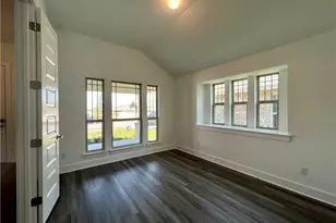 577 Elm Green St, Hutto, TX 78634 - Photo 6