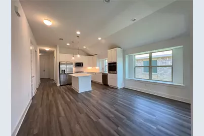 577 Elm Green Street, Hutto, TX 78634 - Photo 10