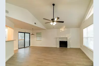 5401 Atascosa Drive, Austin, TX 78744 - Photo 10