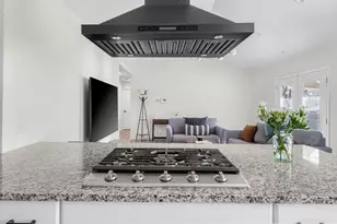 6305 Craigwood Cir, Austin, TX 78725 - Photo 14