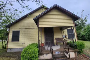 808 Montopolis Dr, Austin, TX 78741 - Photo 2