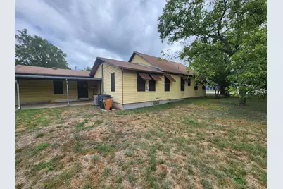 808 Montopolis Drive, Austin, TX 78741 - Photo 8