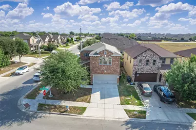 3805 Legend Hill, New Braunfels, TX 78130 - Photo 2