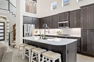 103 Cartwheel Bend, Austin, TX 78738 - Photo 4