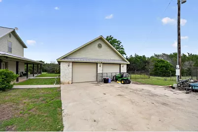 1410 County Road 258, Bertram, TX 78605 - Photo 4
