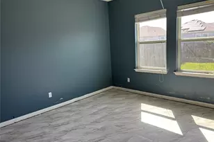 14008 Sherri Berry Wy, Manor, TX 78653 - Photo 8