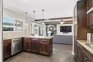 7211 Geneva Dr, Austin, TX 78723 - Photo 10