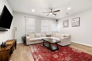 117 Marvins Bnd, Georgetown, TX 78626 - Photo 8