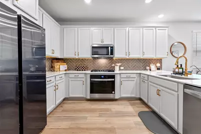 117 Marvins Bend, Georgetown, TX 78626 - Photo 2