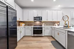 117 Marvins Bnd, Georgetown, TX 78626 - Photo 2