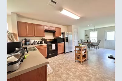 5717 Levenwood Lane, Austin, TX 78724 - Photo 8