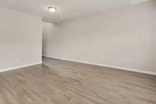 516 E Slaughter Ln, Austin, TX 78744 - Photo 6
