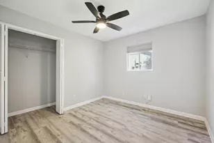 7302 Meadowood Dr Dr, Austin, TX 78723 - Photo 10