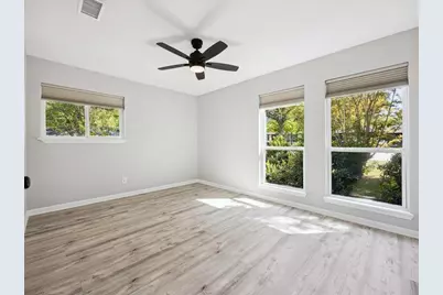 7302 Meadowood Drive, Austin, TX 78723 - Photo 20