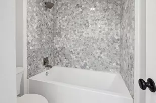 7302 Meadowood Dr Dr, Austin, TX 78723 - Photo 8