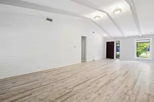7302 Meadowood Dr, Austin, TX 78723 - Photo 6
