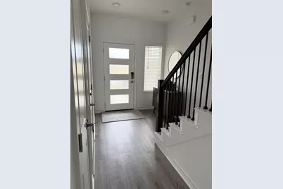 1611 Alana Falls Avenue, Pflugerville, TX 78660 - Photo 4