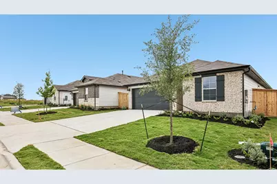 25525 Farmers Crop Lane, Elgin, TX 78621 - Photo 6