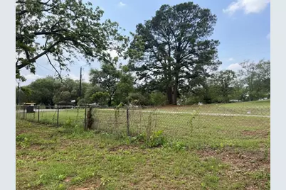 361 Lake View Drive, Cedar Creek, TX 78612 - Photo 4