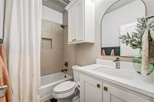 802 Wilkes St, Smithville, TX 78957 - Photo 20