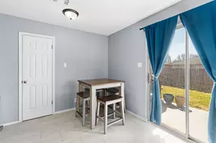 128 Steven St, Hutto, TX 78634 - Photo 10